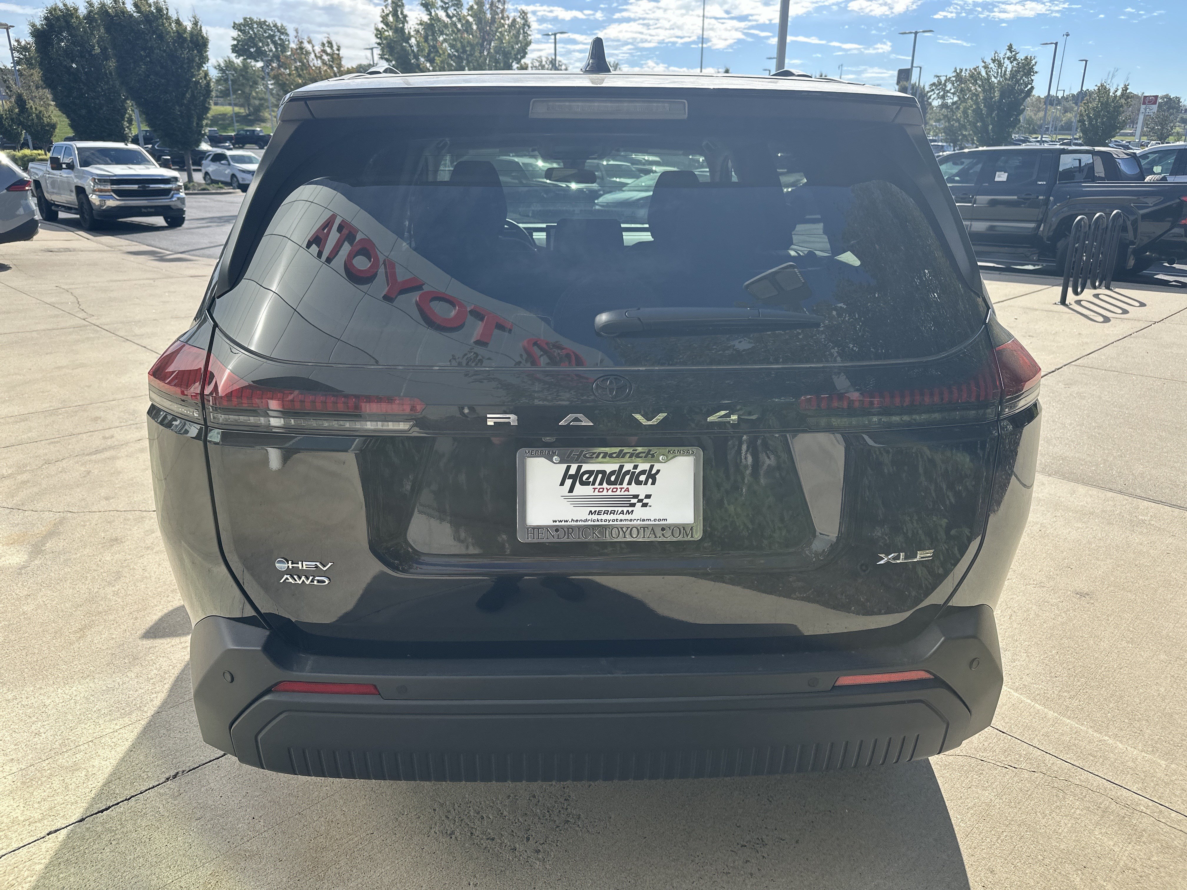 Used 2026 Toyota RAV4 XLE Premium AWD/4WD image 8