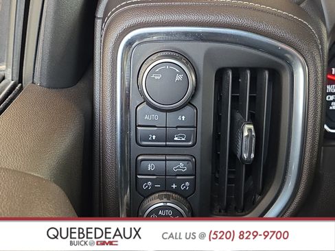Used 2019 Chevrolet Silverado 1500 LTZ w/ LTZ Convenience Package AWD/4WD image 21
