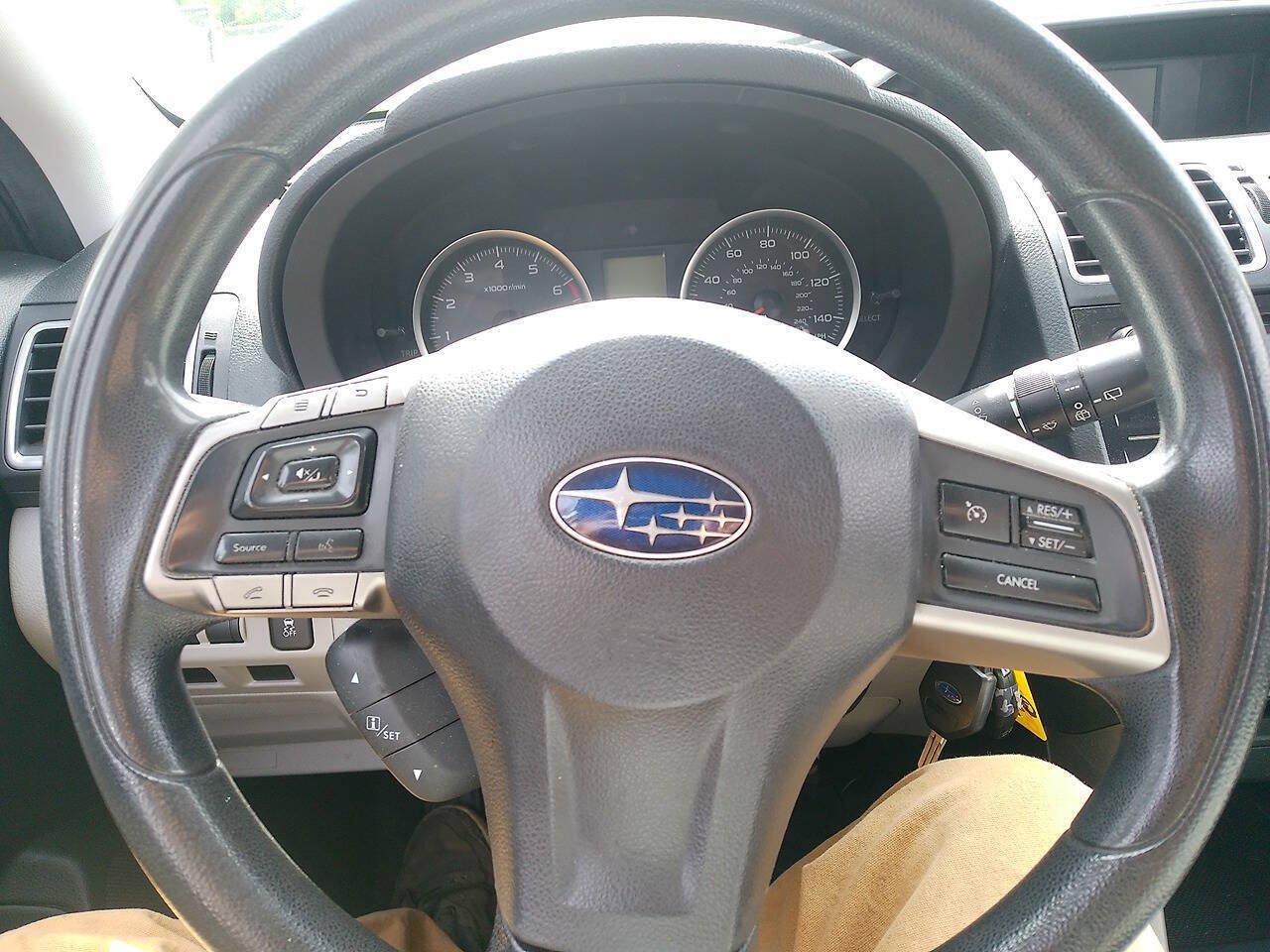 Used 2016 Subaru Forester 2.5i Premium w/ Popular Package #1 AWD/4WD image 15