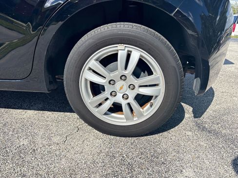 Used 2012 Chevrolet Sonic LS image 19