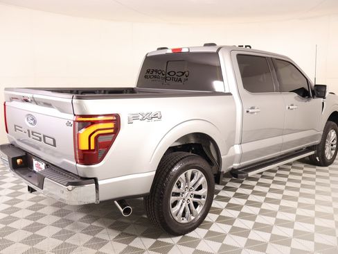 Used 2024 Ford F150 Lariat w/ FX4 Off-Road Package AWD/4WD image 21