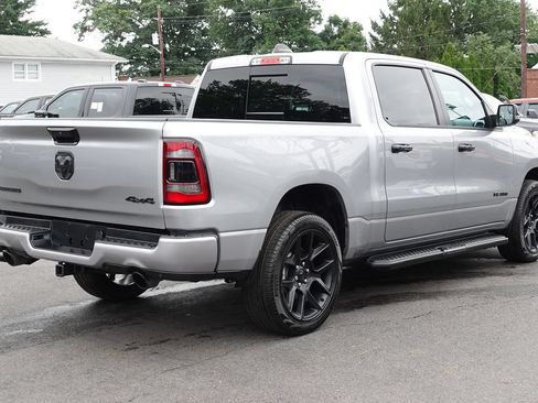 Used 2024 RAM 1500 Laramie AWD/4WD image 3