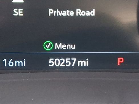 Used 2022 Buick Envision Avenir w/ Technology Package II image 21