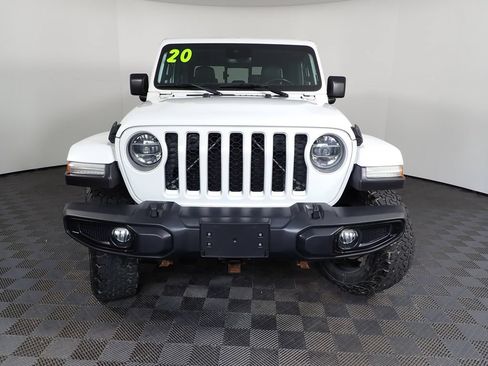 Used 2020 Jeep Gladiator Overland w/ Dual Top Group AWD/4WD image 10