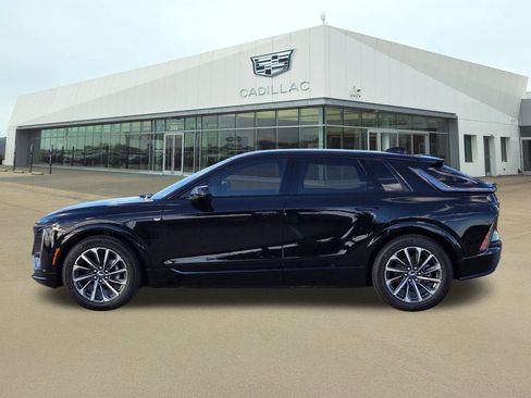 New 2026 Cadillac Lyriq Sport image 3