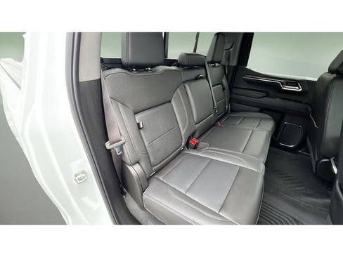 Certified 2024 Chevrolet Silverado 1500 LTZ AWD/4WD image 31