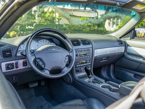 Used 2002 Ford Thunderbird Deluxe image 26