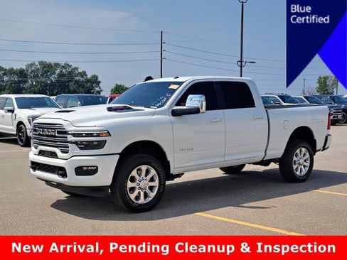 Used 2025 RAM 2500 Laramie w/ Sport Appearance Package AWD/4WD image 1