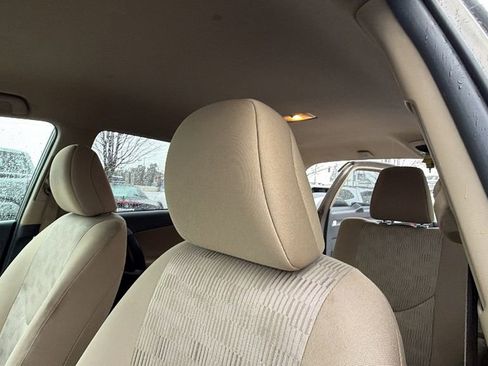 Used 2012 Toyota RAV4 4WD image 22