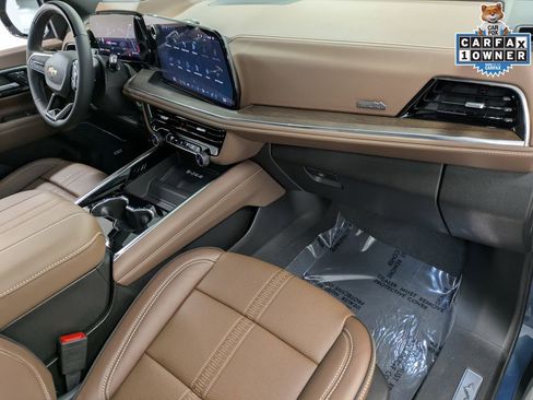 Used 2026 Chevrolet Tahoe High Country AWD/4WD image 29