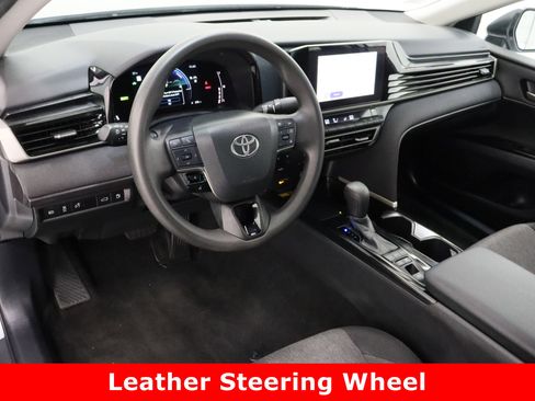 Certified 2025 Toyota Camry LE image 13