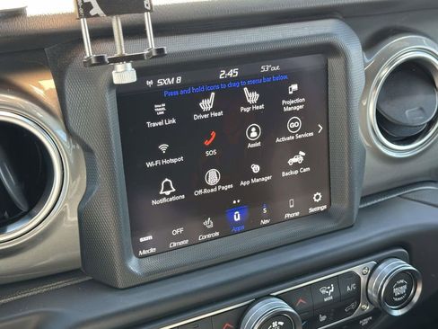 Used 2022 Jeep Wrangler Unlimited Sahara w/ Cold Weather Group image 30