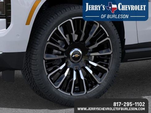 New 2026 Chevrolet Suburban High Country AWD/4WD image 11
