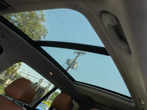 Used 2020 BMW X7 xDrive40i w/ Cold Weather Package AWD/4WD image 14