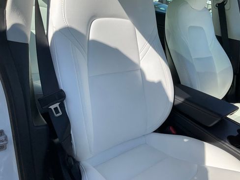 Used 2023 Tesla Model 3 Standard Range image 64