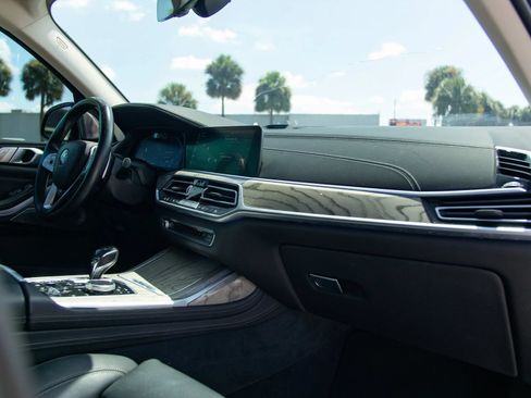 Used 2019 BMW X7 xDrive40i AWD/4WD image 21