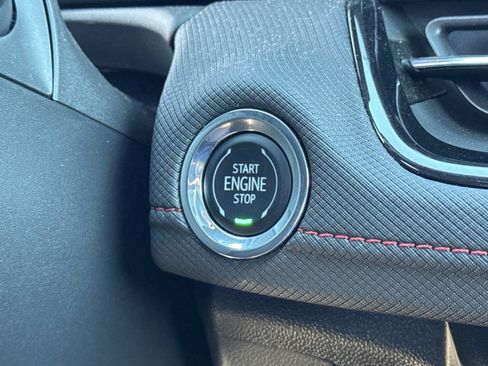 Used 2024 Chevrolet TrailBlazer RS image 17