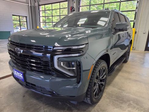 Used 2025 Chevrolet Tahoe RST w/ RST Capability Package AWD/4WD image 4