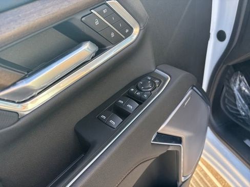 New 2025 Chevrolet Silverado 3500 High Country w/ Technology Package image 11