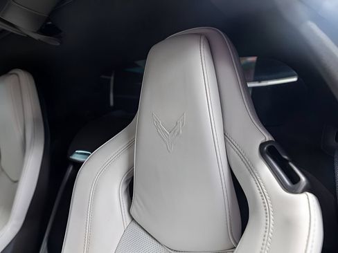 Used 2021 Chevrolet Corvette Stingray Coupe w/ Z51 Performance Package RWD image 35