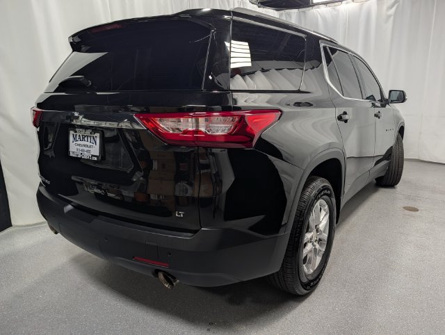 Used 2021 Chevrolet Traverse LT w/ LPO, Floor Liner Package AWD/4WD image 3