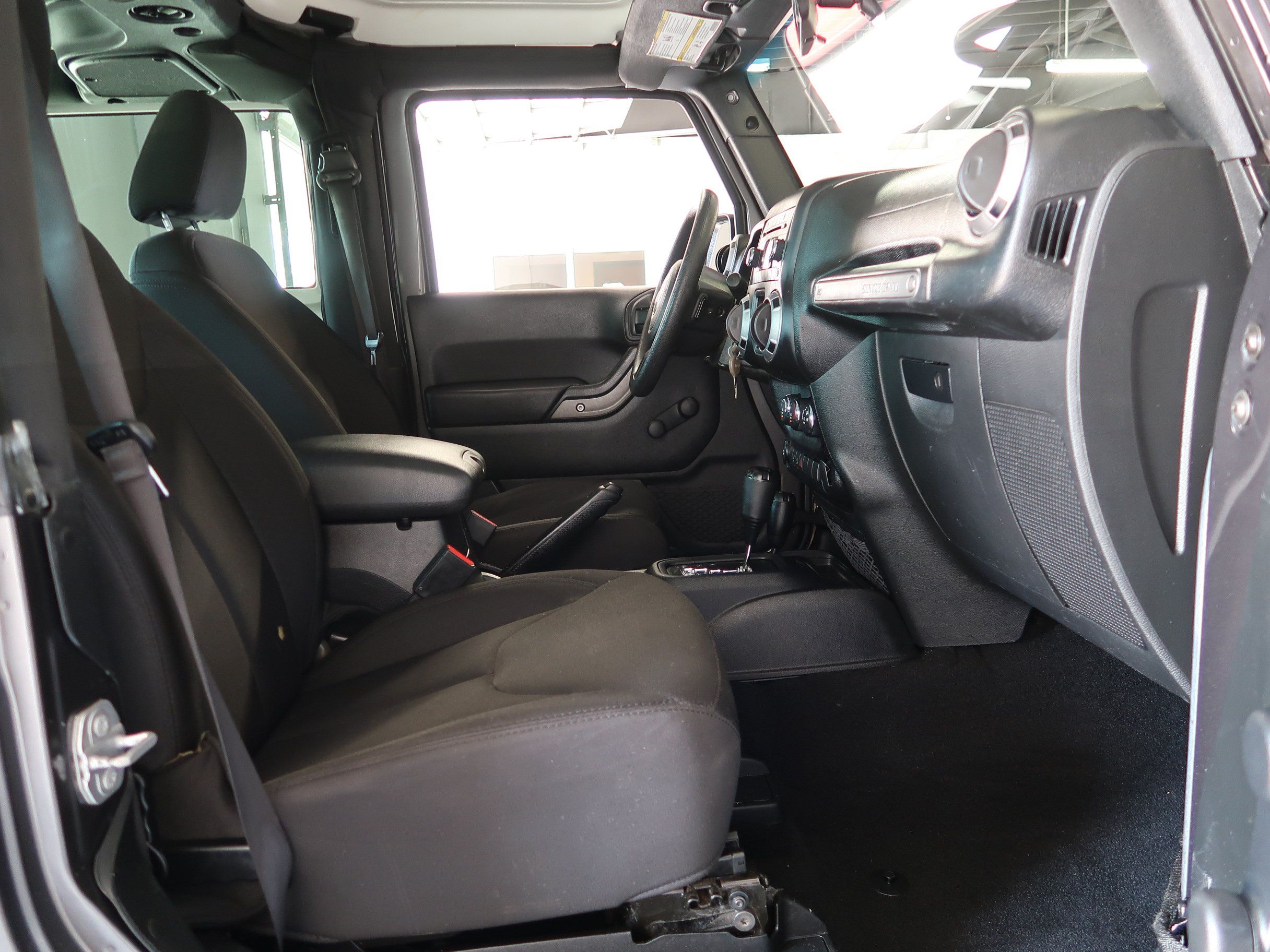 Used 2017 Jeep Wrangler Sport AWD/4WD image 20