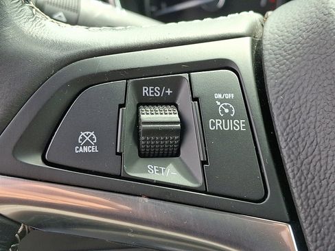 Used 2022 Buick Encore Preferred w/ Safety Package image 21