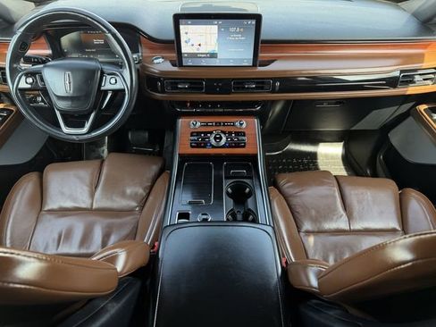 Used 2020 Lincoln Aviator Reserve w/ Equipment Group 201A image 10