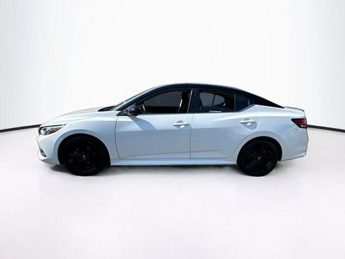 Certified 2023 Nissan Sentra SR w/ Midnight Edition Package FWD image 8