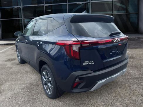 New 2026 Kia Seltos LX image 7