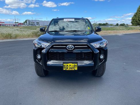 Certified 2024 Toyota 4Runner SR5 Premium w/ Moonroof Package AWD/4WD image 8