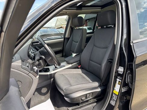 Used 2014 BMW X3 xDrive28i AWD/4WD image 2