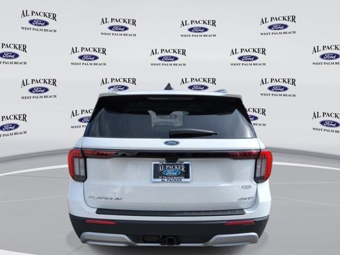 New 2026 Ford Explorer Platinum w/ LUX Leather Package AWD/4WD image 4