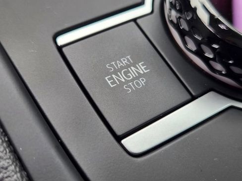 New 2026 Volkswagen Tiguan SE AWD/4WD image 19