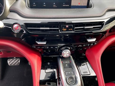 Used 2023 Acura MDX A-Spec image 35