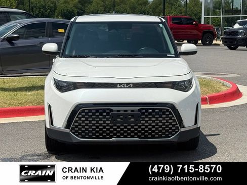 Certified 2023 Kia Soul EX FWD image 2