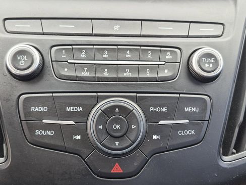 Used 2018 Ford Focus S FWD image 29