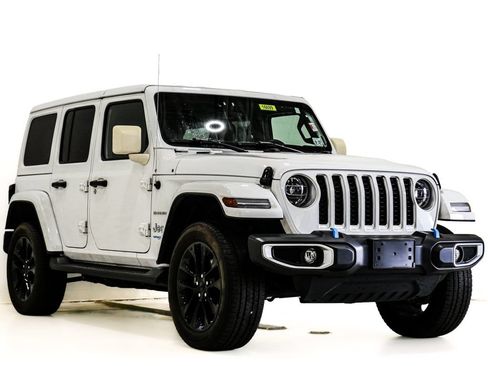 Used 2022 Jeep Wrangler Unlimited Sahara w/ Cold Weather Group AWD/4WD image 1
