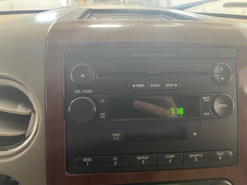 Used 2005 Ford F150 Lariat AWD/4WD image 30