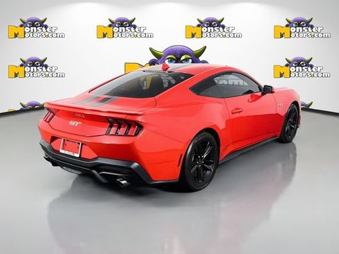Used 2024 Ford Mustang GT RWD image 5