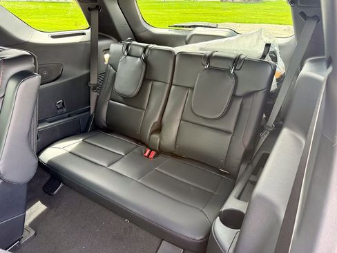 New 2026 Ford Explorer ST-Line AWD/4WD image 13