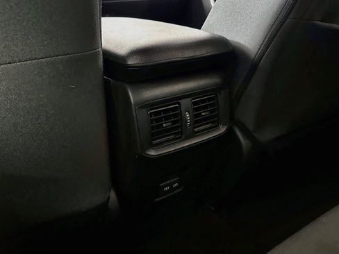 Certified 2023 Toyota RAV4 XLE AWD/4WD image 33