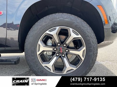 Used 2026 GMC Yukon XL AT4 Ultimate AWD/4WD image 32