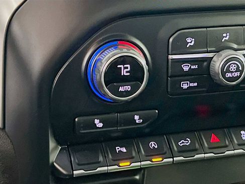 Used 2022 Chevrolet Silverado 1500 RST image 20