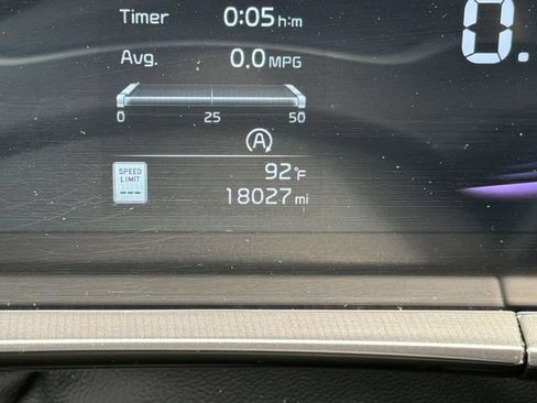 Used 2025 Kia Telluride S AWD/4WD image 30