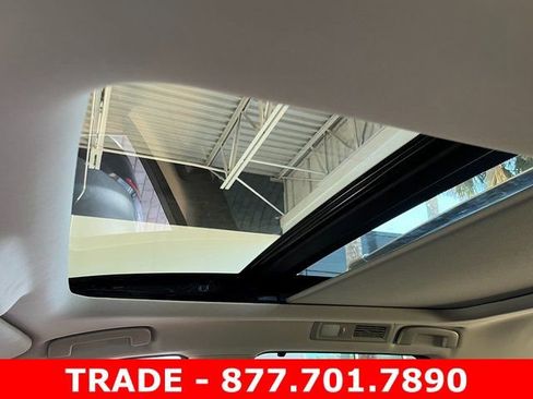 Used 2022 Nissan Pathfinder Platinum w/ Cargo Package image 27