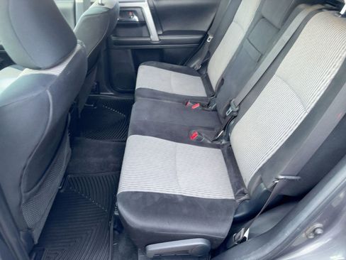 Used 2015 Toyota 4Runner SR5 image 13