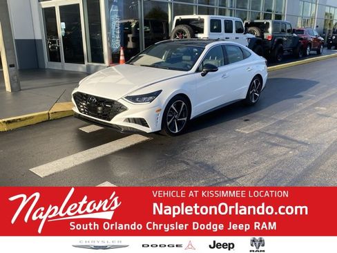 Used 2023 Hyundai Sonata SEL Plus image 1