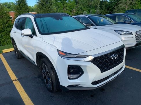 Used 2019 Hyundai Santa Fe AWD image 4