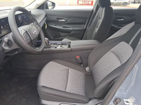 New 2026 Nissan Sentra SV w/ SV Convenience Package FWD image 22